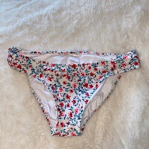 Floral bikinis bottoms
